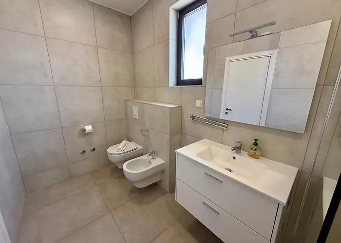 Modern With Swimming Pool And Sea View Case de vacanță