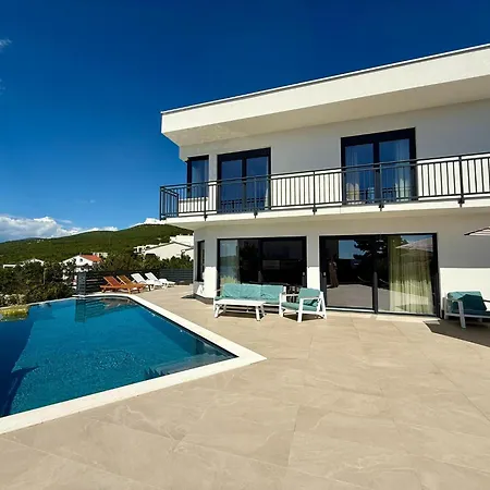 Modern With Swimming Pool And Sea View Ferienhaus