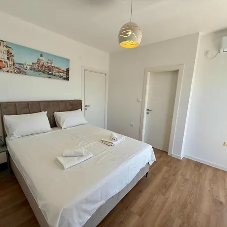 بيت للعطل Modern With Swimming Pool And Sea View *